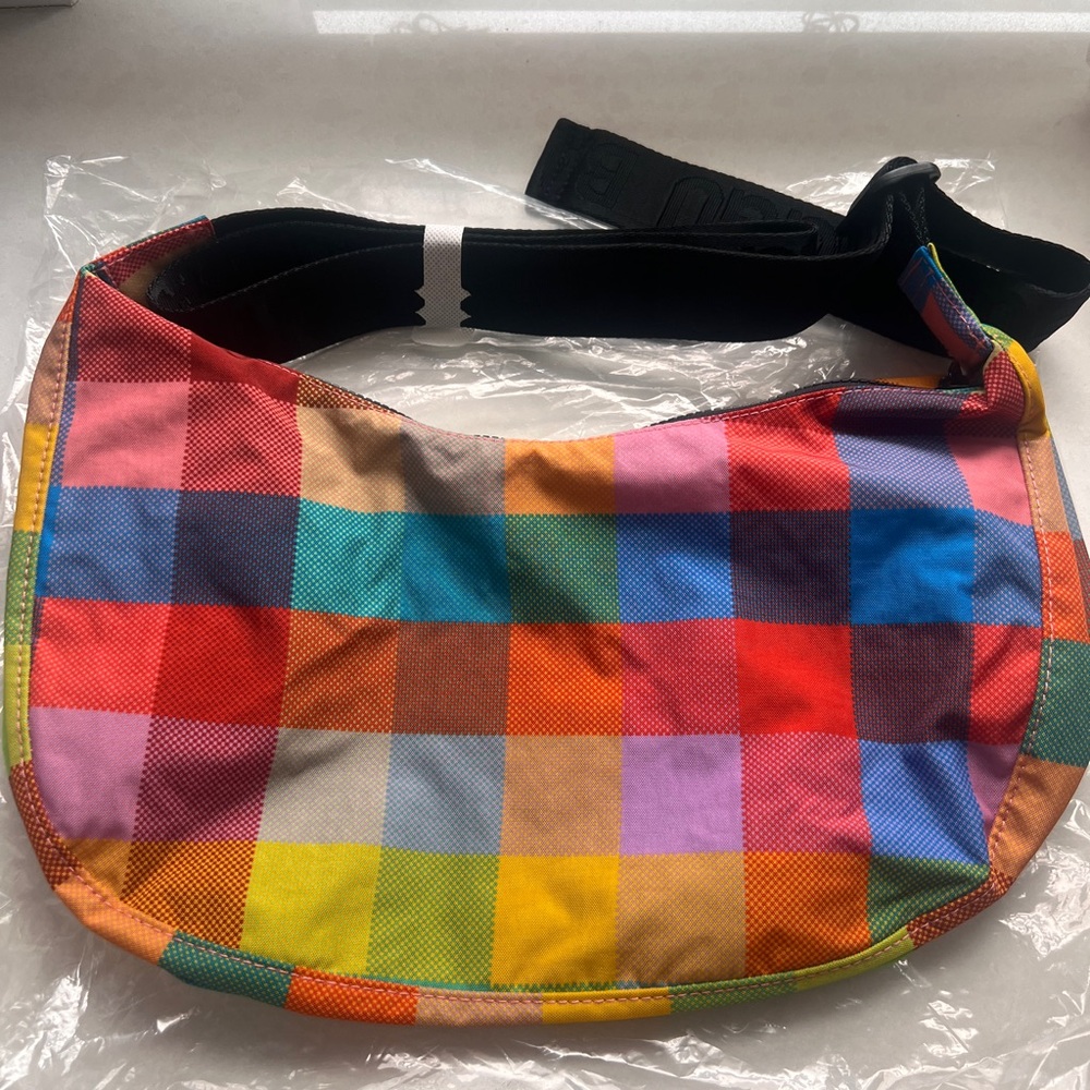 BAGGU Madras Medium Crescent. Brand New. Never used.